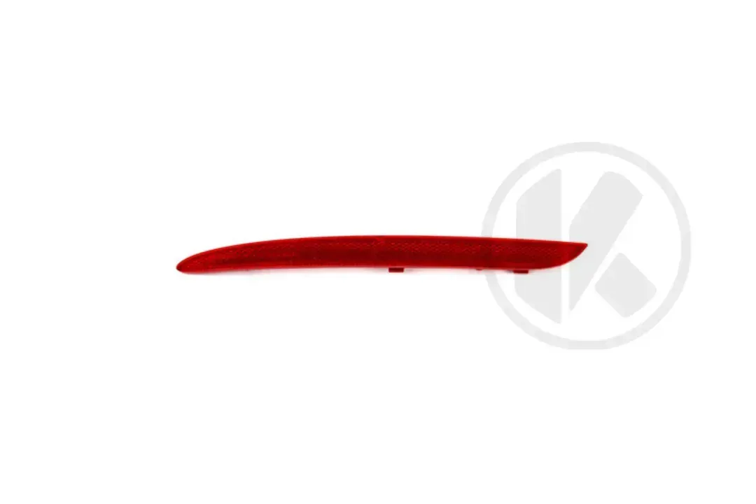 213 REAR BUMPER REFLECTOR